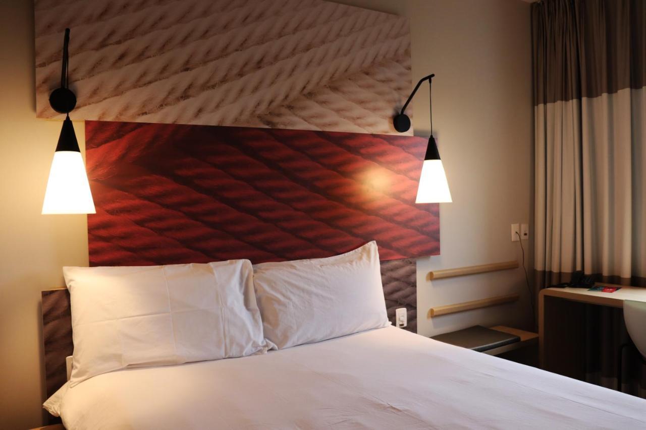 Ibis Guaxupe Hotel Kültér fotó