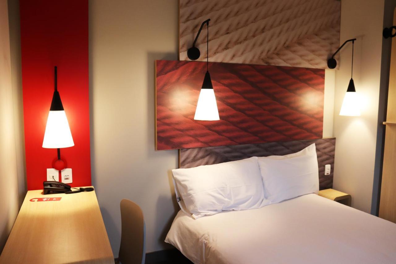 Ibis Guaxupe Hotel Kültér fotó